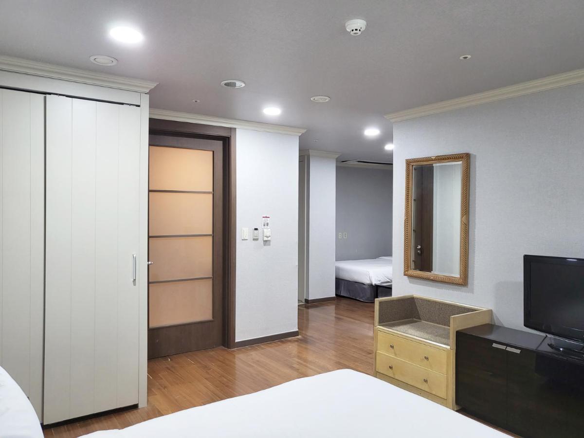 Ramada Hotel And Suites Seoul Namdaemun מראה חיצוני תמונה