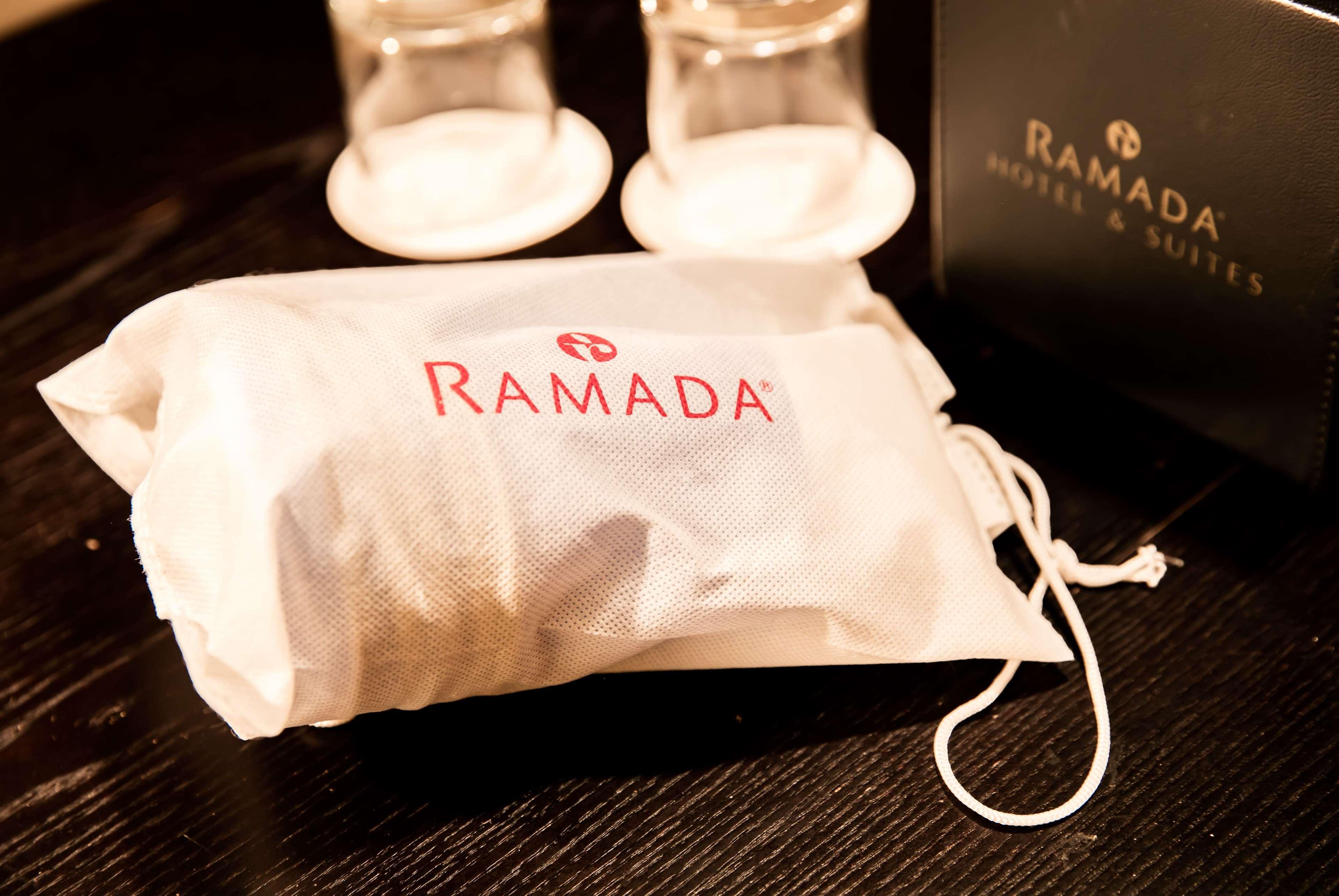Ramada Hotel And Suites Seoul Namdaemun מראה חיצוני תמונה