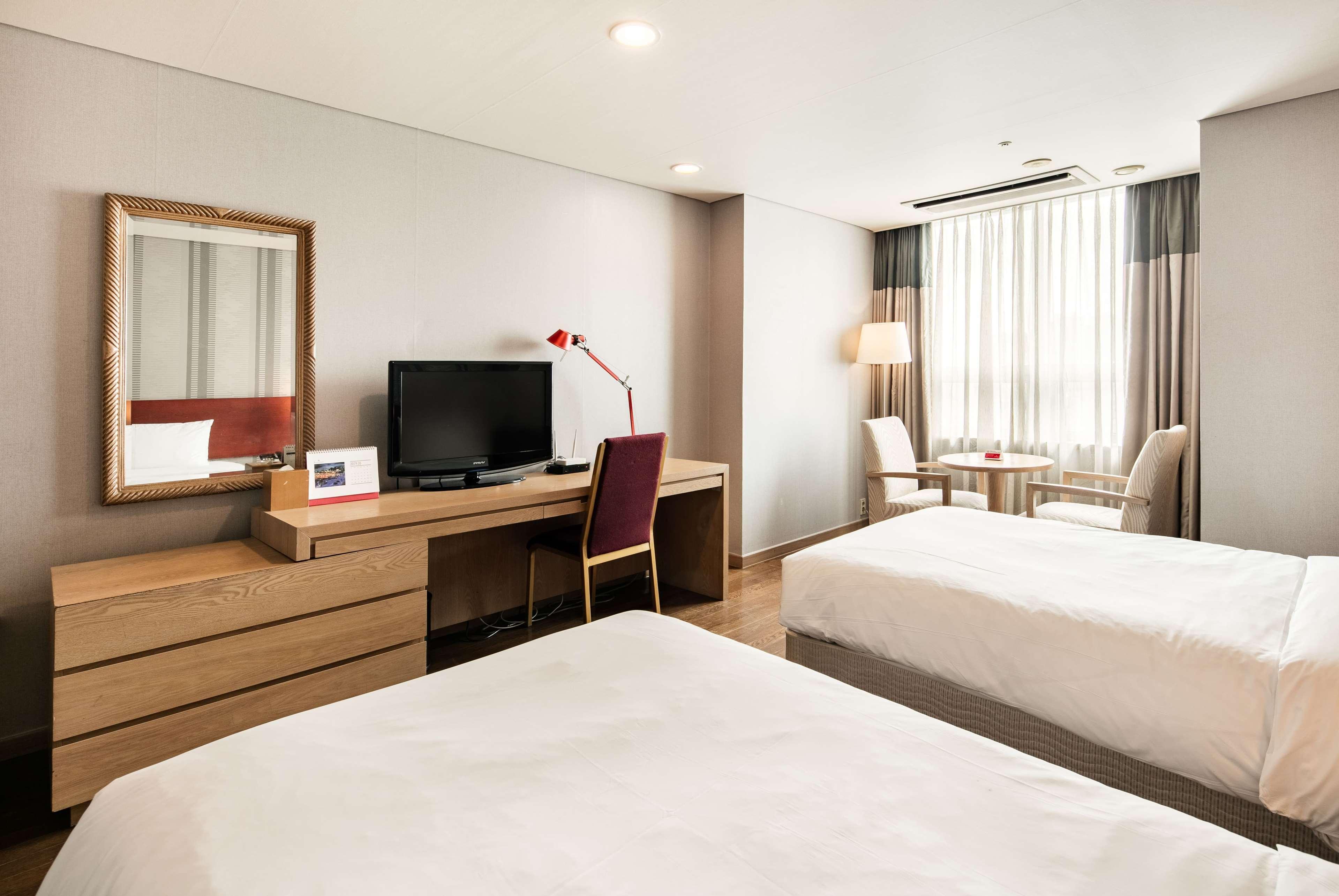 Ramada Hotel And Suites Seoul Namdaemun מראה חיצוני תמונה