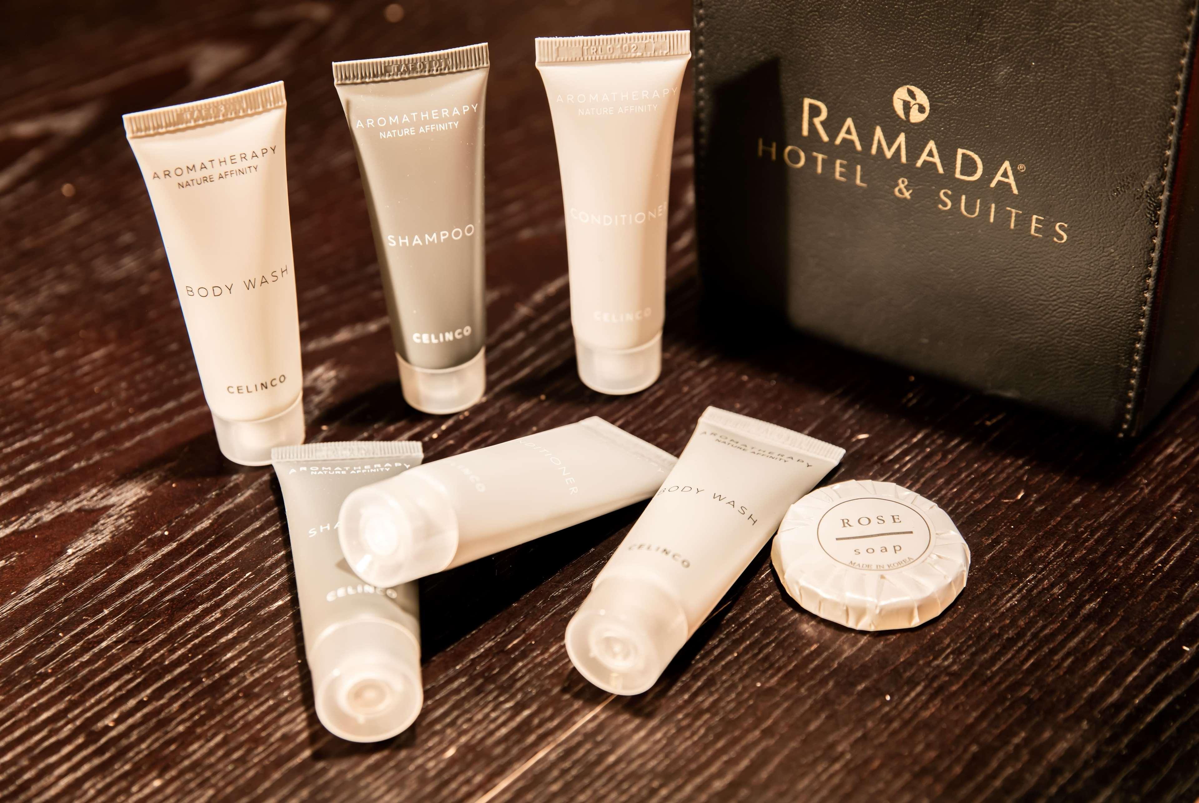Ramada Hotel And Suites Seoul Namdaemun מראה חיצוני תמונה