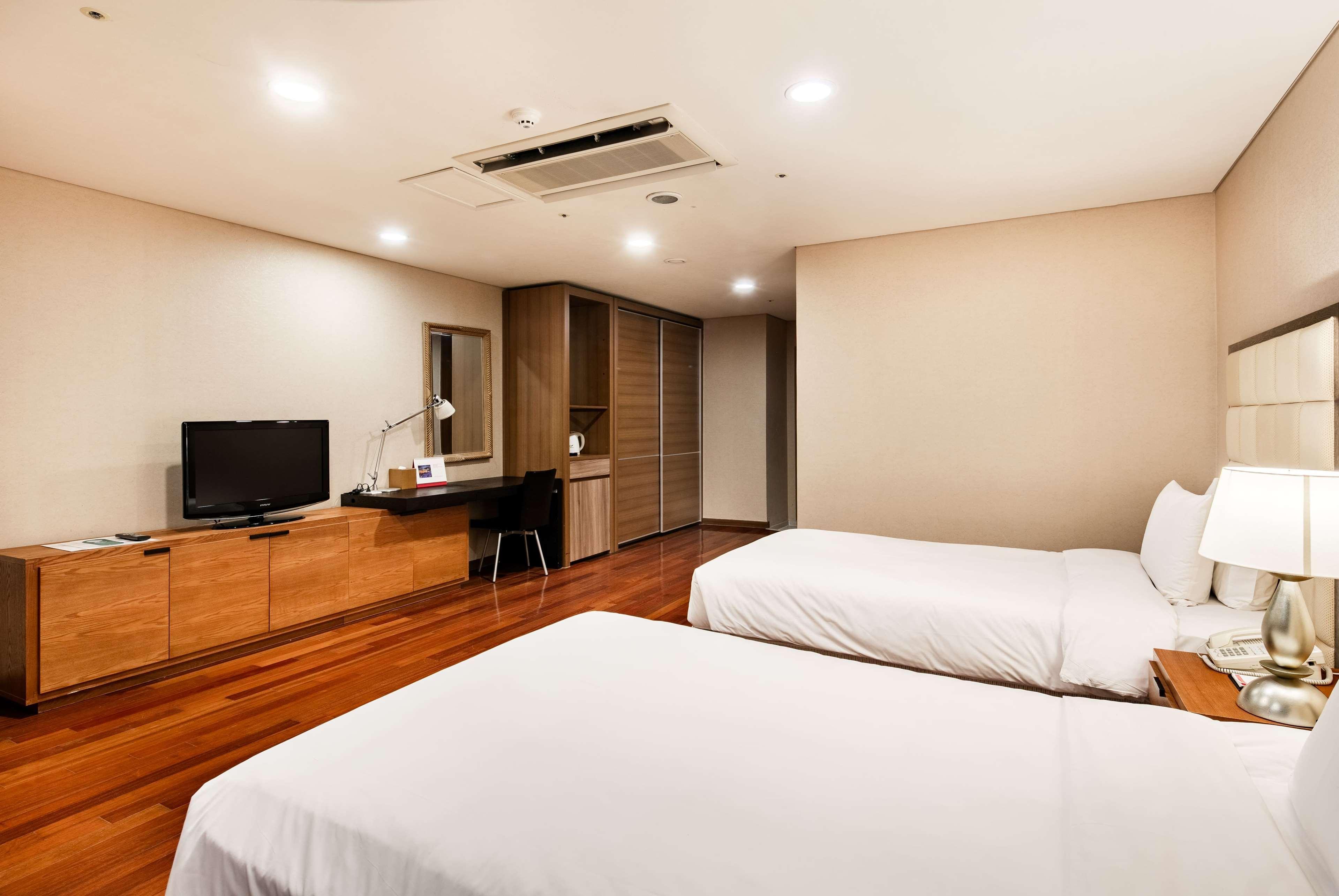 Ramada Hotel And Suites Seoul Namdaemun מראה חיצוני תמונה