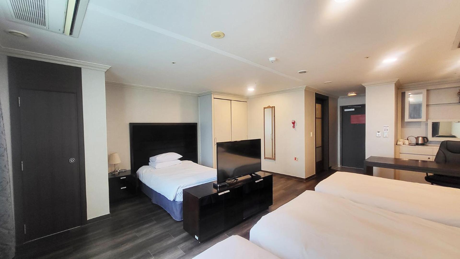 Ramada Hotel And Suites Seoul Namdaemun מראה חיצוני תמונה