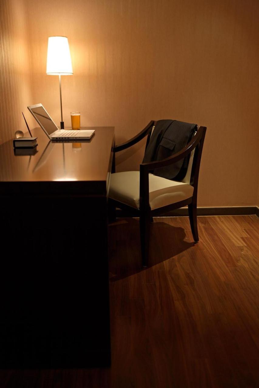 Ramada Hotel And Suites Seoul Namdaemun חדר תמונה